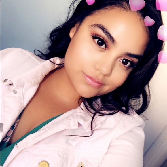 Meet your Posher, Perla - Picture 2 of 3